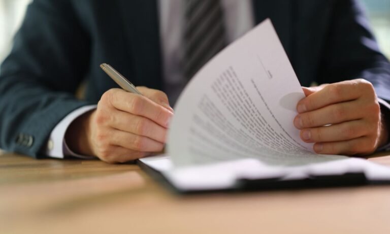 Ontario court enforces rare non-compete against departing investment advisor