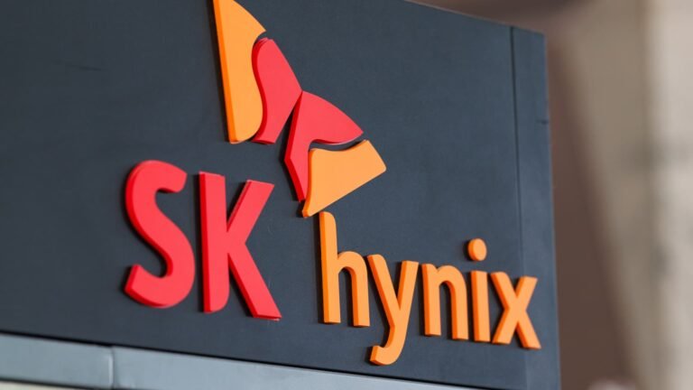SK Hynix shares fall after stellar Nasdaq debut