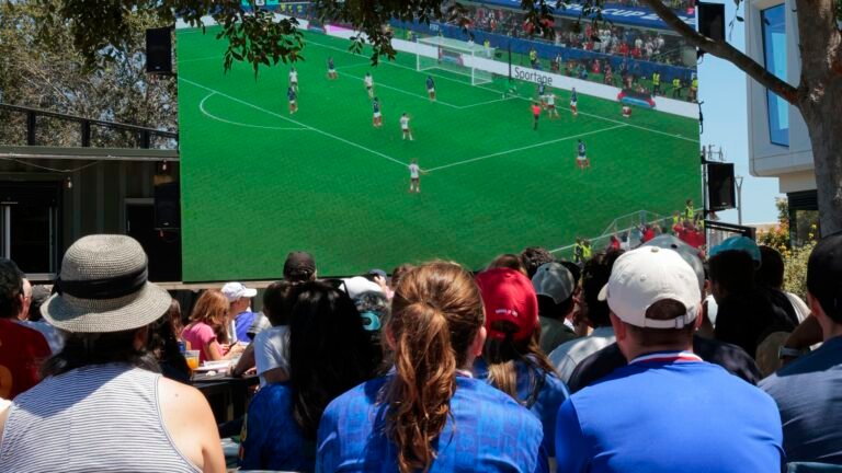 World Cup watch parties gave bars and restaurants a needed boost, Fed says