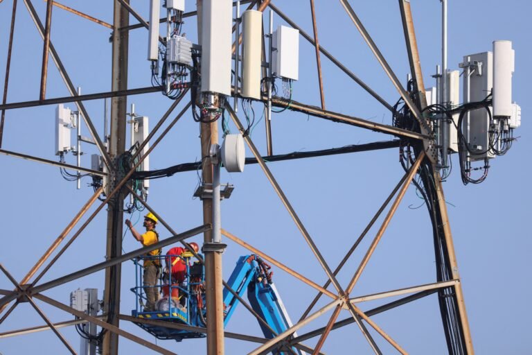 Copper Network Shutdown: International Insights for US Telecom Policy | American Enterprise Institute