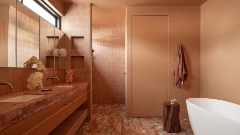 Bathroom Color Drenching Ideas That Aren’t Just About Paint