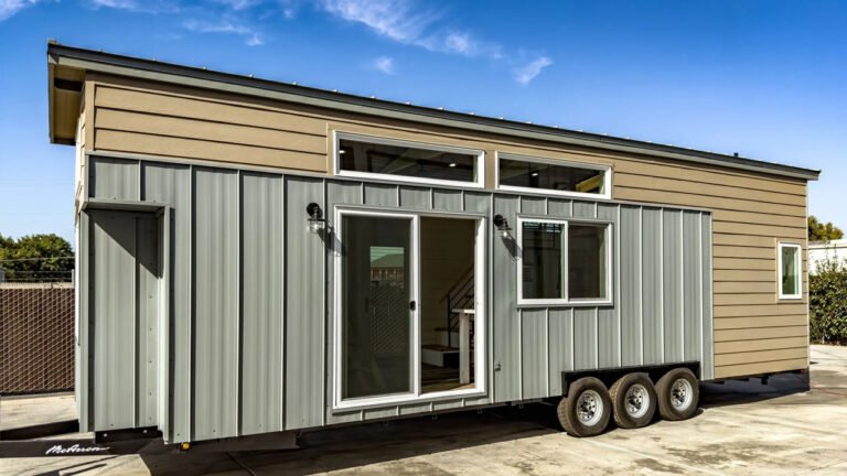 Cedar Ridge XL Tiny House Flaunts Coveted Bay Window Seating