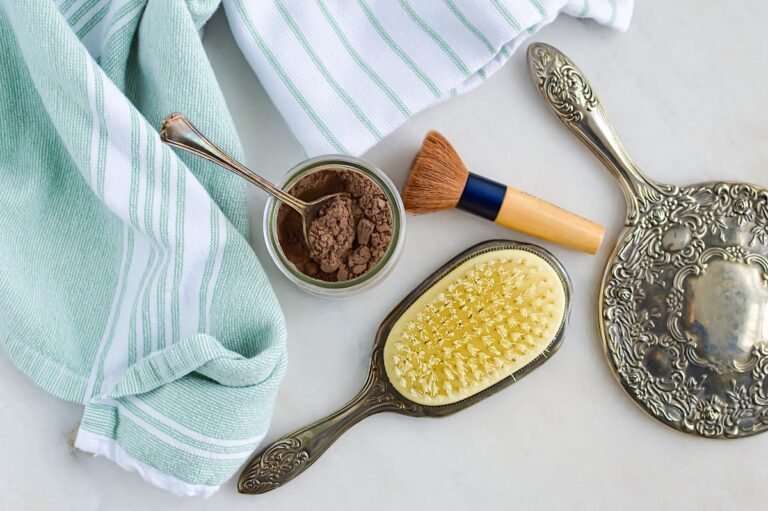 DIY Dry Shampoo for Dark Hair