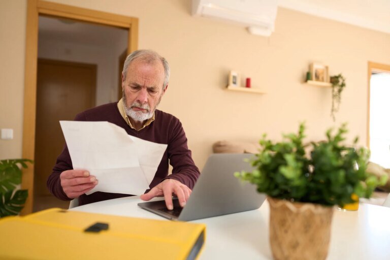 Why Your 401(k) Statement Shows a Monthly ‘Paycheck’