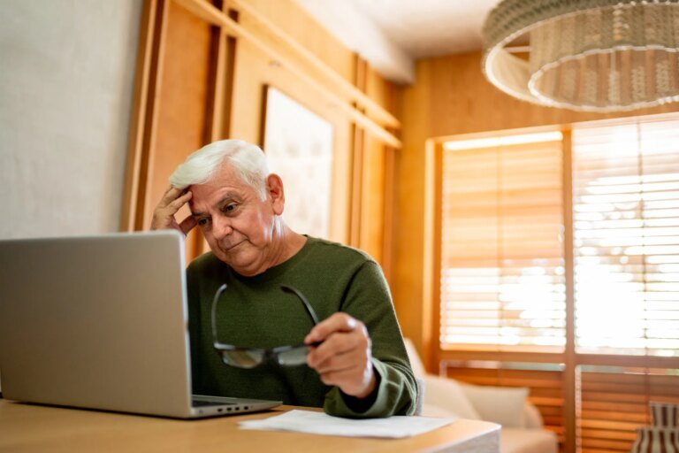 The One Password Mistake That Can Risk a Retiree’s Finances