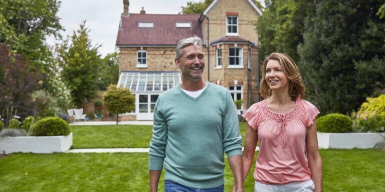 Ultra-rich are buying up $49 million mansions in London, with ‘Trump unease’ fueling the influx