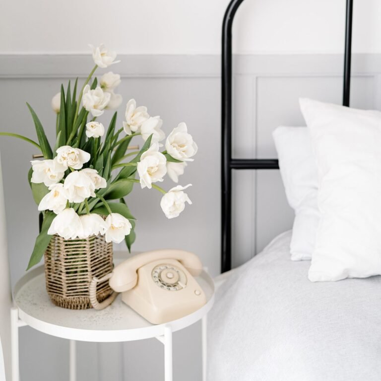How to Properly Make a Bed (The Clean Mama Method)