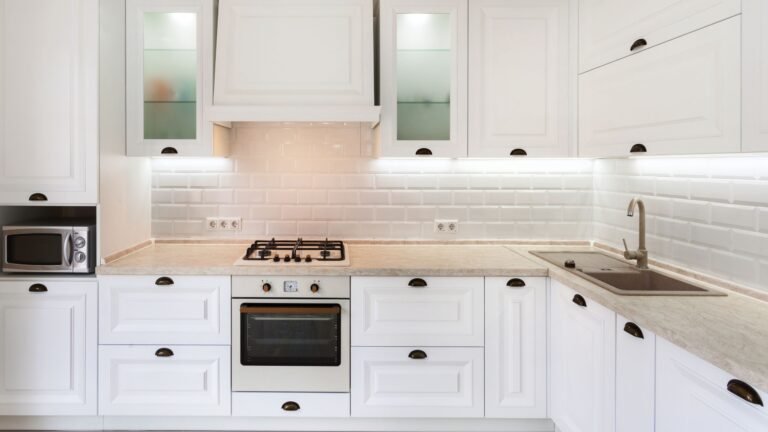 8 kitchen cabinet lighting ideas