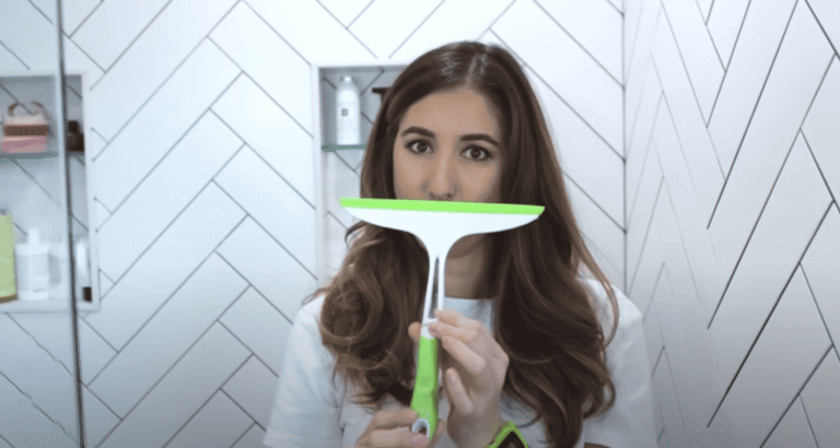 REMOVE SOAP SCUM Like a Professional ?