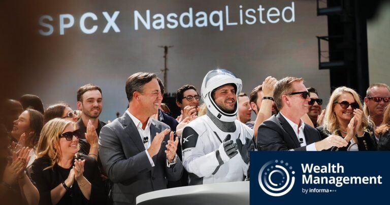 Advisors Urge Caution on SpaceX Stock One Month After Its IPO