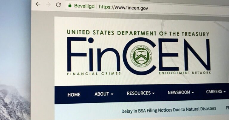 FinCEN warns of fraud schemes tied to student aid