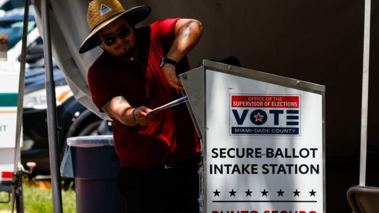 Federal judge lifts final block on Trump mail-in voting order