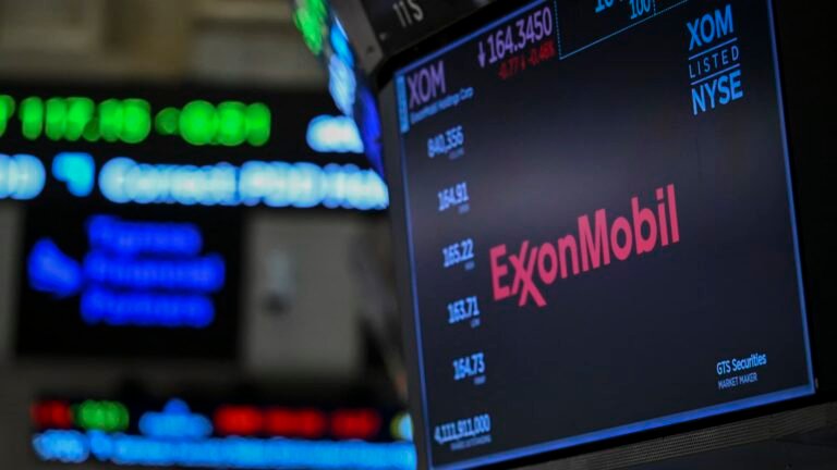 Top analysts suggest these dividend stocks for consistent income