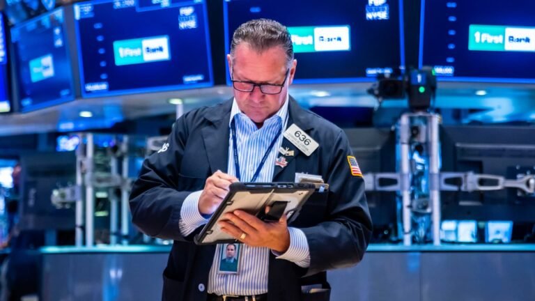 Bond rout ending? Massive bets on bond rally dominate options market