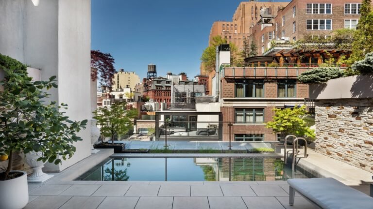 Manhattan rental market is booming, with $100,000-a-month apartments