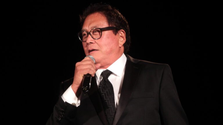 Kiyosaki Warns Investors About Stocks Ahead