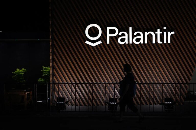 Palantir’s Bet Against Management