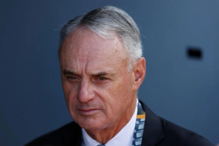 MLB Attempts To Tie Limited Free Agent Signing Period To Competitive Balance