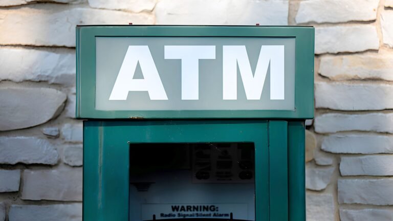 7 Money Mistakes to Avoid When Traveling Abroad