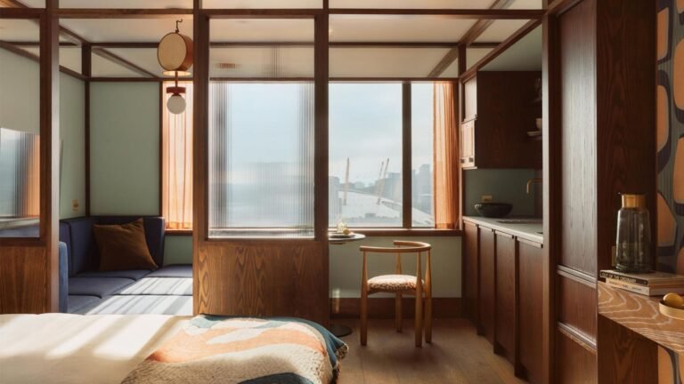 Locke Canary Wharf Makes Room for Sophisticated Comfort