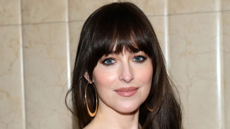 Dakota Johnson Unlocked The Secret To Millennial Pink Decor