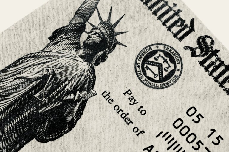 What Happens to Your Social Security If Your Spouse Dies?