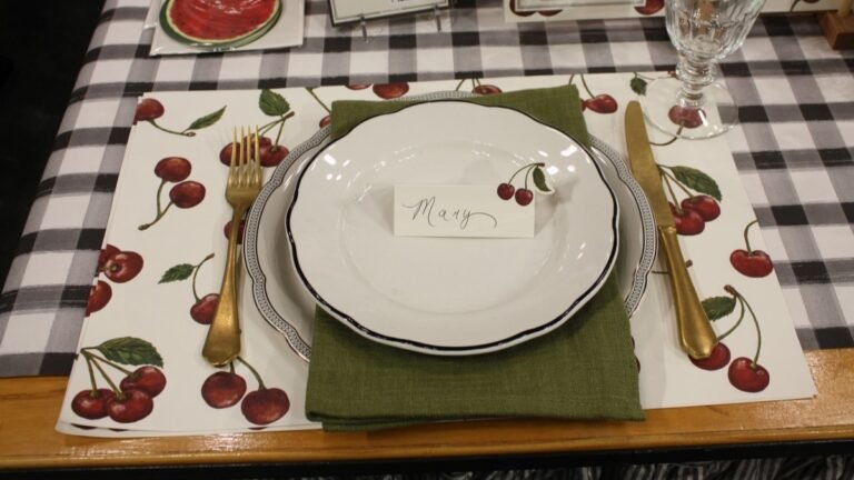 Forget the Plain White Plate, Layered Dinnerware Is Taking Over the Table