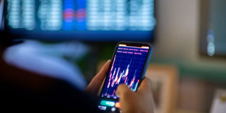 Bitcoin soars to nearly $80,000—but crypto’s new favorite coin, Hyperliquid, is stealing its thunder