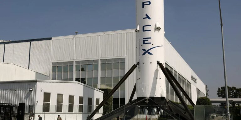 Harvard fund discloses $2.2 billion stake in Musk’s SpaceX