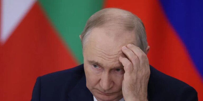 Russia is suffering from a slow-motion bank run as the Kremlin scavenges for war funding