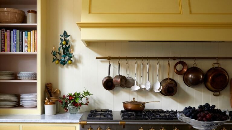 20 Vintage Kitchen Decor Buys to Warm Up Your Countertops This Fall