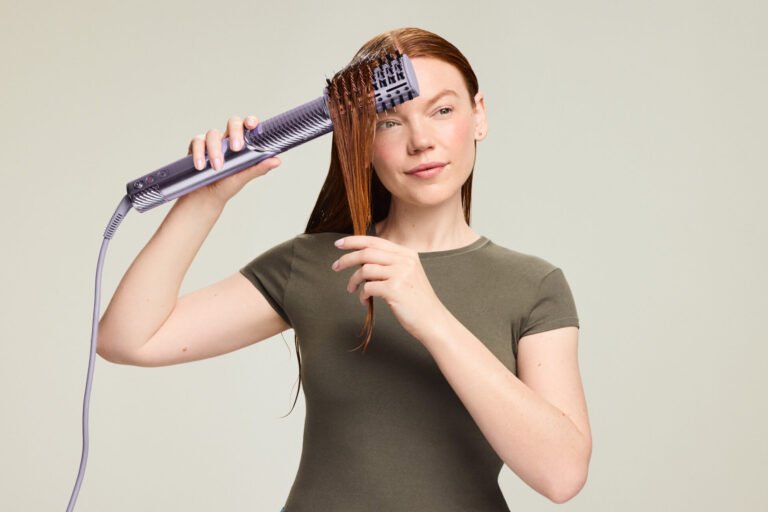 Shark FlexStyle IonCurl Evolves a Familiar Design