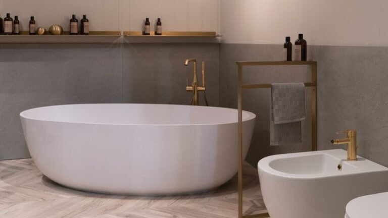These Bathrooms Put the Bathtub Where You’d Expect Empty Floor Space