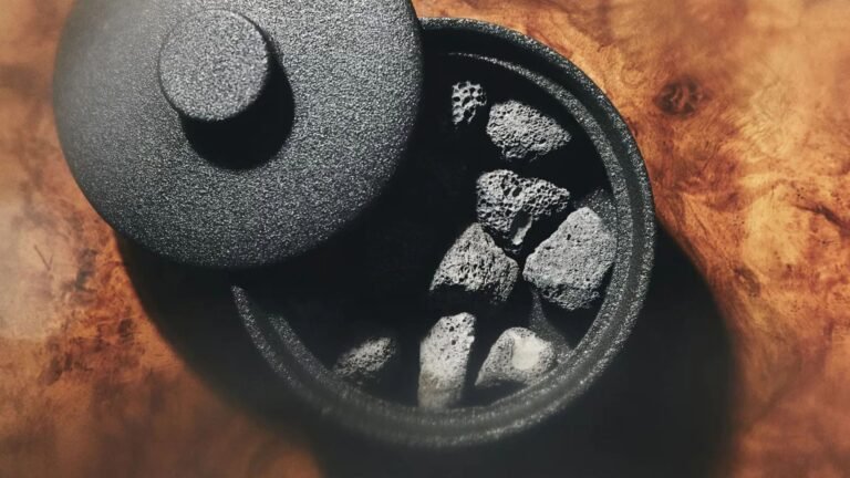 H&M’s $19.99 Lava Stone Diffuser Combines Style and Scenting