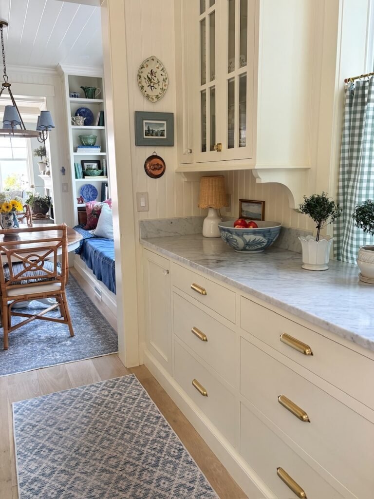 A Gentle Transition to the Fall Season at Home