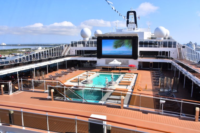The Most Popular Spots on Every Cruise and When to Avoid Them