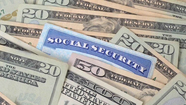 The Hidden Cost of Waiting Until 70 for Social Security