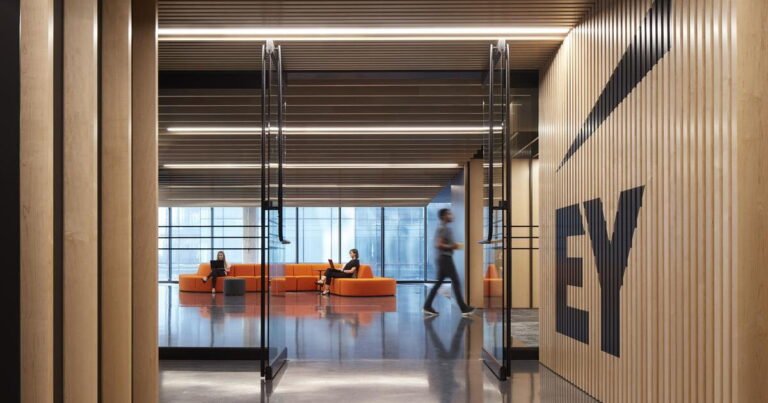 Tech news: EY to bring tailored AI solutions via Integrated Solutions portfolio