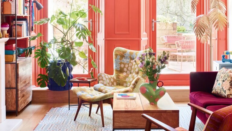 A Plain London Townhouse Turned Into a Bold, Colorful Home