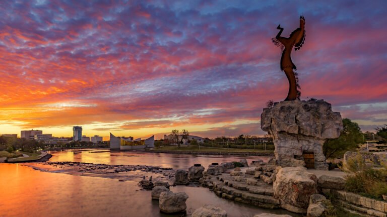 Places To Retire for $2K With All Seasons