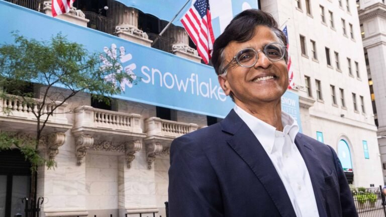 Snowflake (SNOW) Q2 earnings report 2027