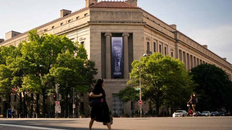 DOJ says states must report undocumented immigrants or risk funds