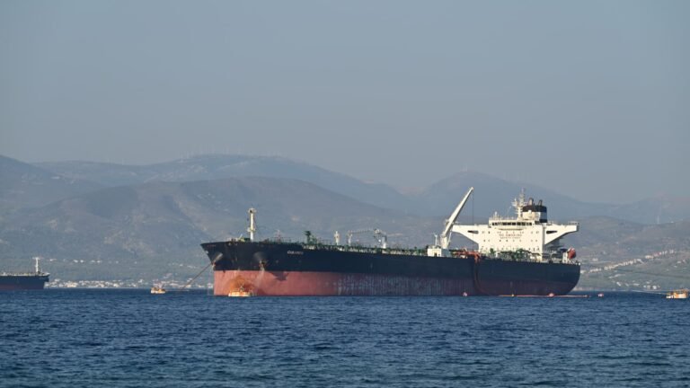 Oil prices little changed after Iran fires missiles at Kuwait