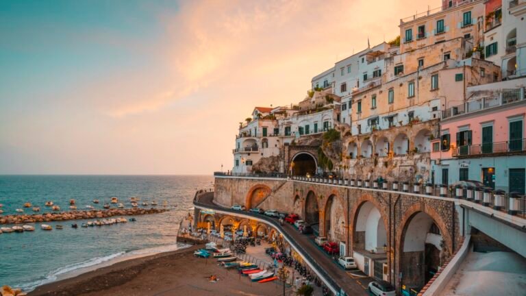 Labor Day kicks off fall travel surge as wealthy avoid crowds