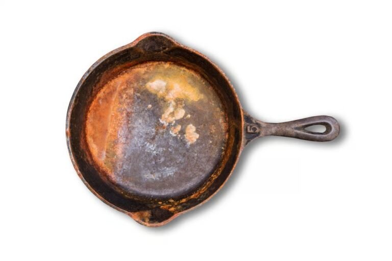 5 Steps to Rescue a ‘Ruined’ Cast-Iron Pan (and Save $40 or More)