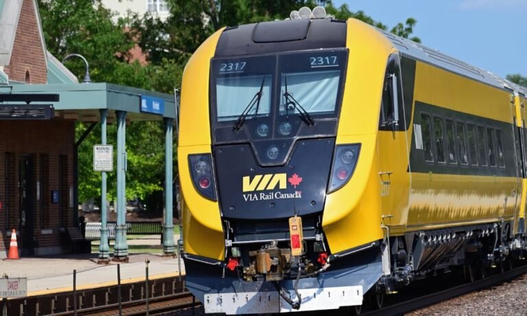 Canada puts $4.7 billion behind 313 Canadian-built Via Rail cars