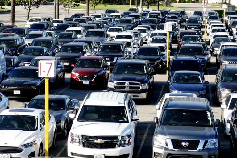 Is Labor Day the Last Best Time to Get a Great Deal on Buying a Car?