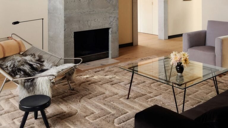 16 Embossed Rugs That Make a Room Feel Quietly Expensive |
