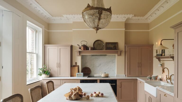 Caramel Honey Tones Are Quietly Replacing Beige This Fall